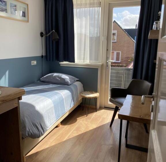 Номер Базовый Одноместный Совместный Санузел, Bed&breakfast Aan Strand