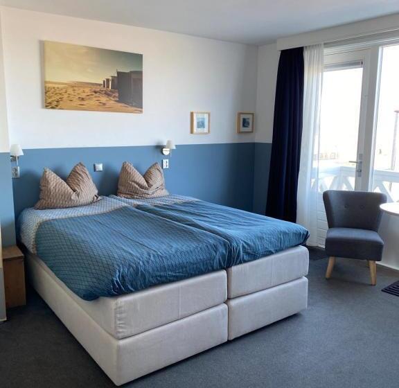 스탠다드 발코니 룸 바다 전망, Bed&breakfast Aan Strand