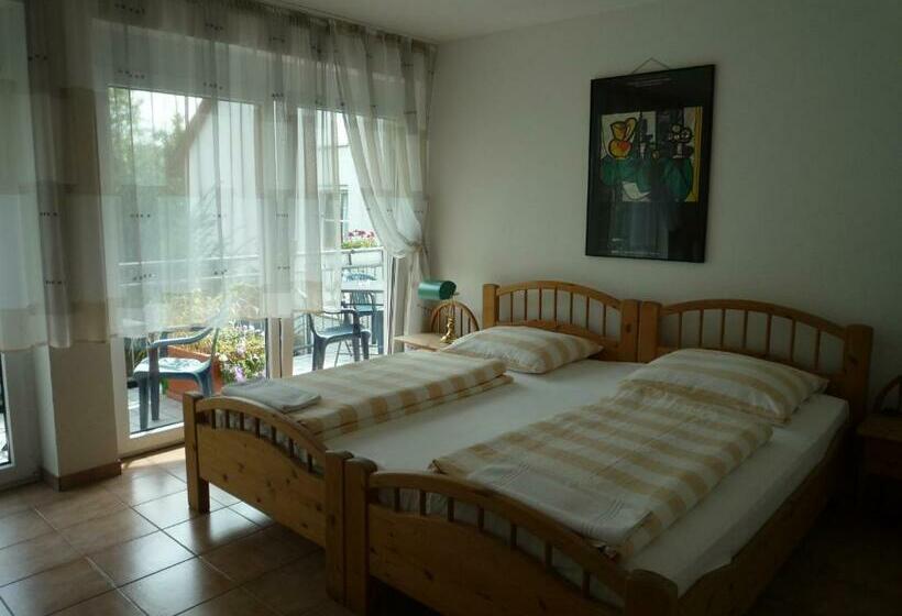 Апартаменты 1 Спальня с Балконом, Biozertifiziertes Hotel Höpfigheimer Hof Mit Wein Shop