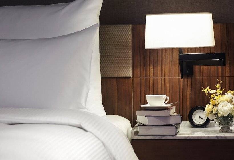 سوییت سوپریور, The Lotus Hotel Chongqing