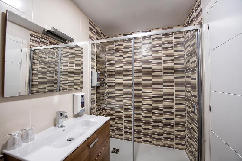 Quarto Estandar, Evergreen Laurel Hotel, Shanghai