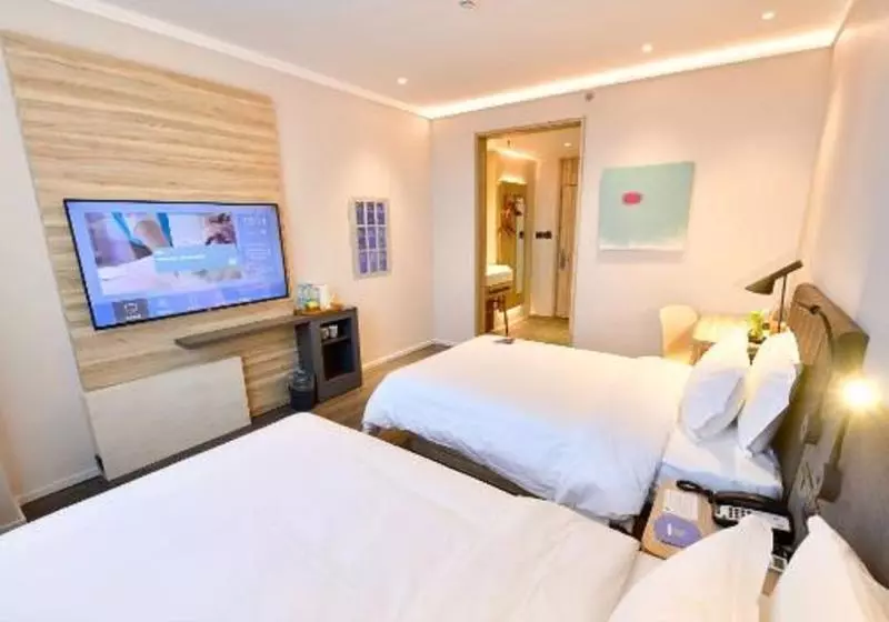 Family Room, Hanting