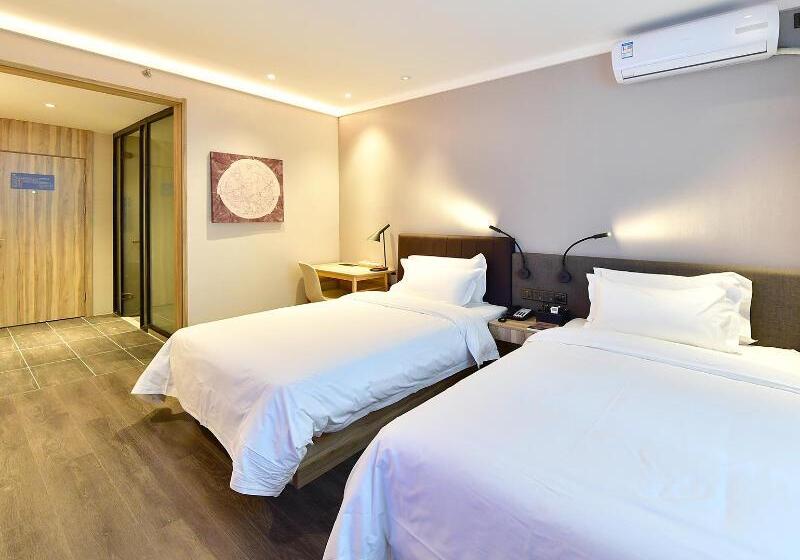 패밀리 룸, Hanting