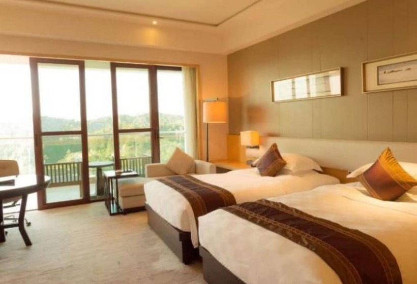 エクゼクティブルーム, Heyuan Mels Welton Evergreen Lake