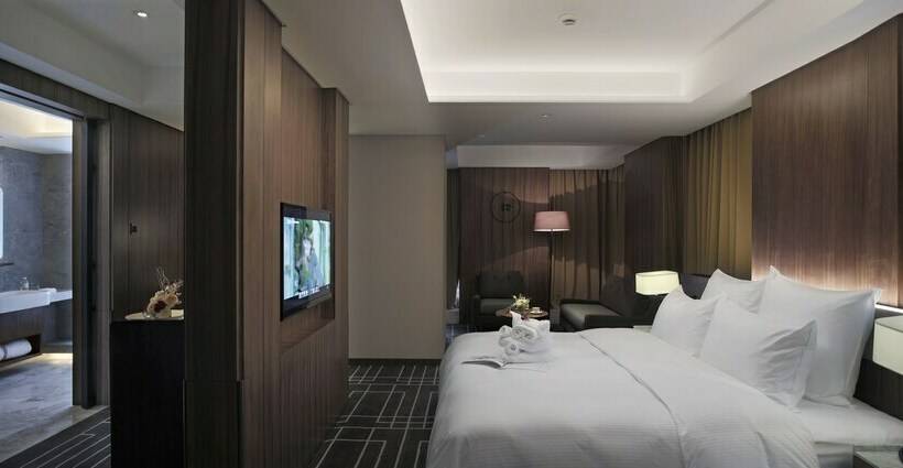 اتاق لوکس, The Lotus Hotel Chongqing