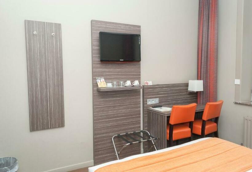 컴포트 룸, Castel