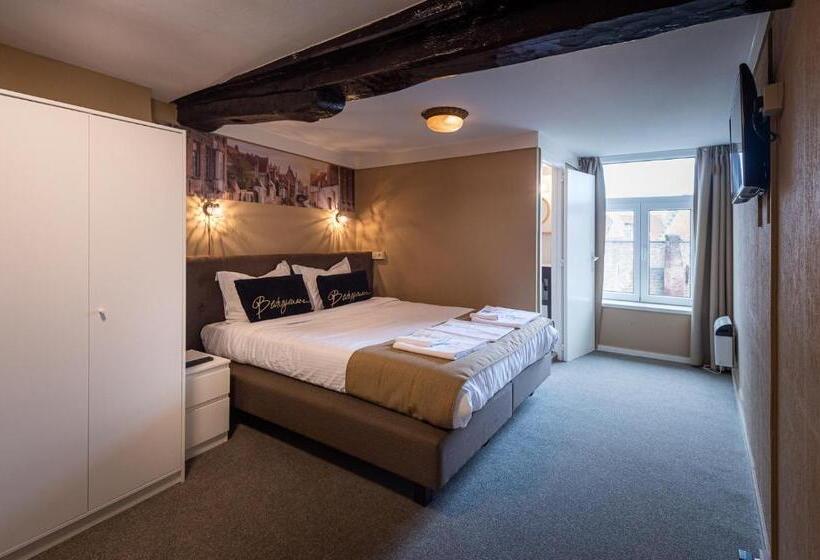 패밀리 룸, Cavalier