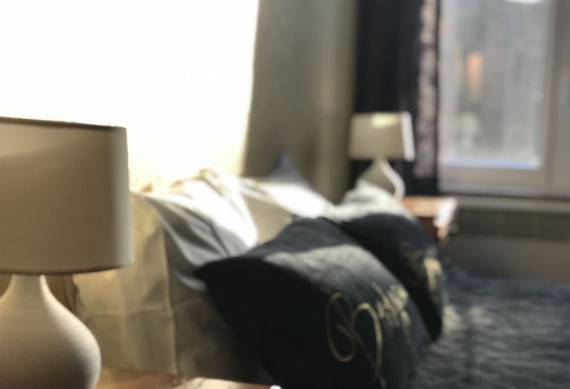 스탠다드 트리플 룸, Cavalier