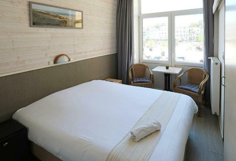 스탠다드 룸, Cecil