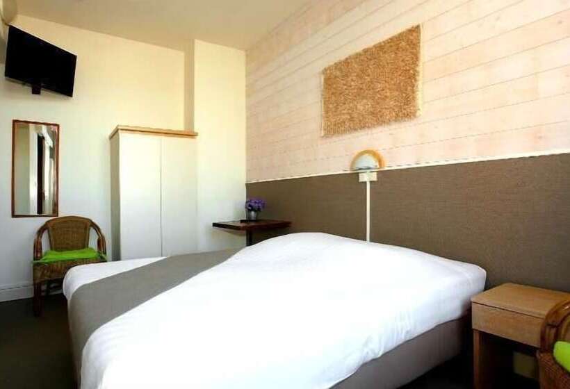 스탠다드 룸, Cecil