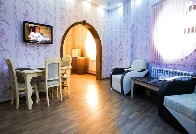 سوییت, Cinema Boutique