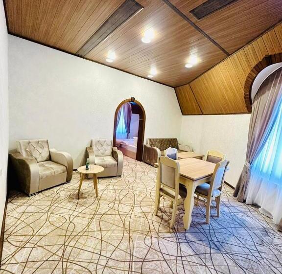 سوییت, Cinema Boutique