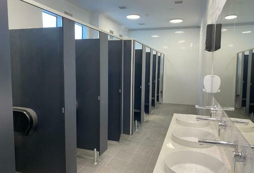 اتاق استاندارد با سرویس بهداشتی مشترک, Coolangatta Sands