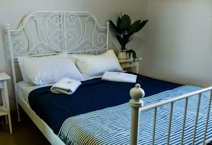 اتاق استاندارد با سرویس بهداشتی مشترک, Coolangatta Sands