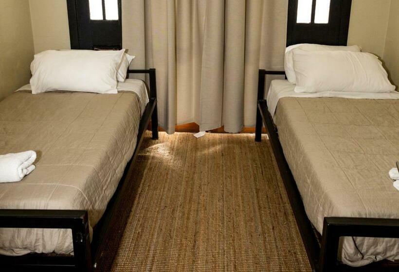 اتاق استاندارد با سرویس بهداشتی مشترک, Coolangatta Sands