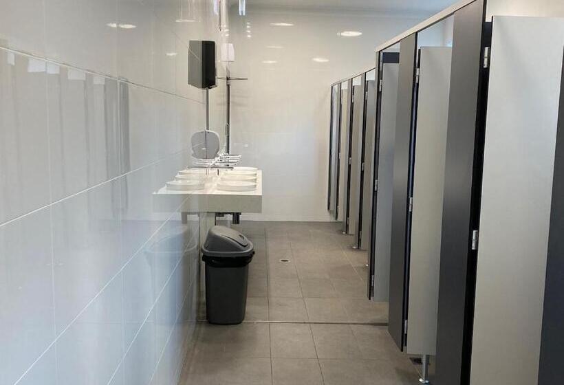 اتاق استاندارد یک تخته با سرویس بهداشتی مشترک, Coolangatta Sands