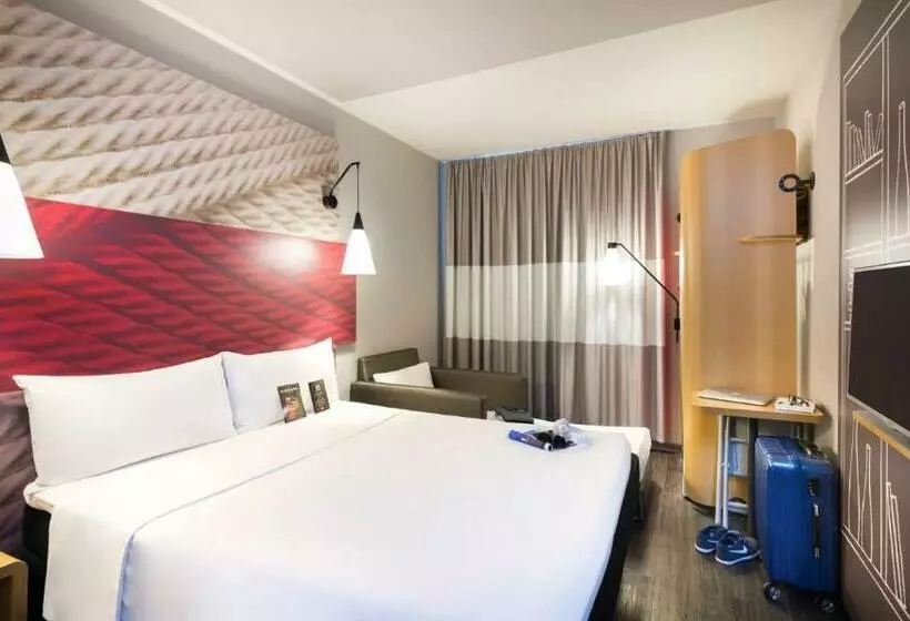 ファミリールーム, Ibis Navegantes Itajai
