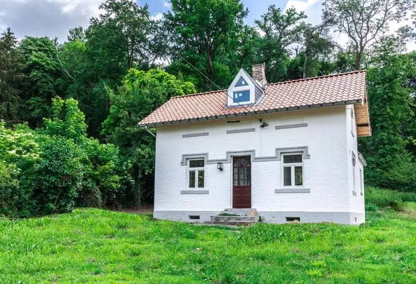Talo 2 Makuuhuonetta, Landgoed Altenbroek