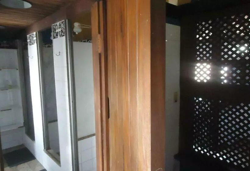 ルームシェアのワンベッド, Laranjeiras Hostel