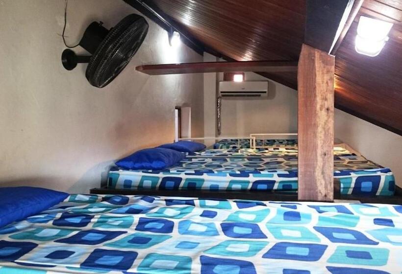 سرير فى غرفة مشتركه, Laranjeiras Hostel