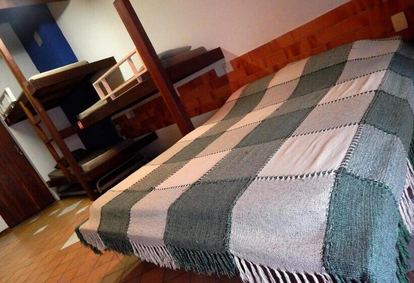 غرفة عائلية, Laranjeiras Hostel