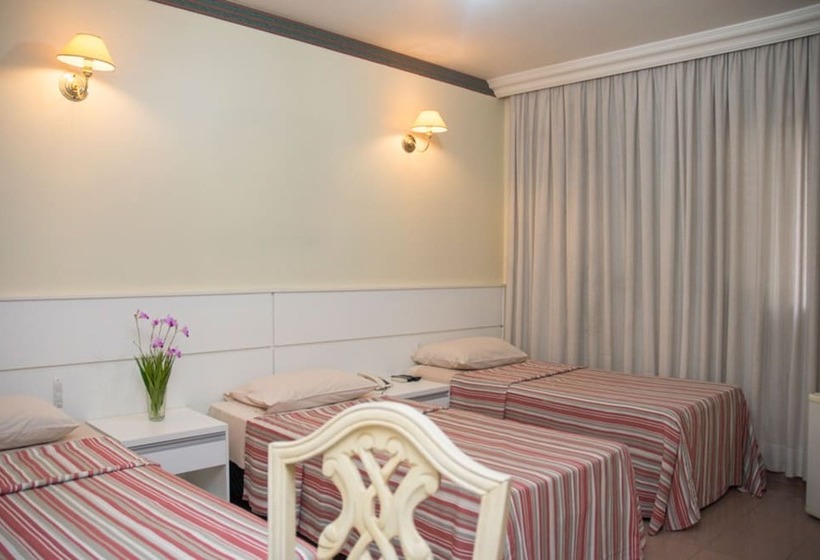 デラックストリプルルーム, Mariano Palace