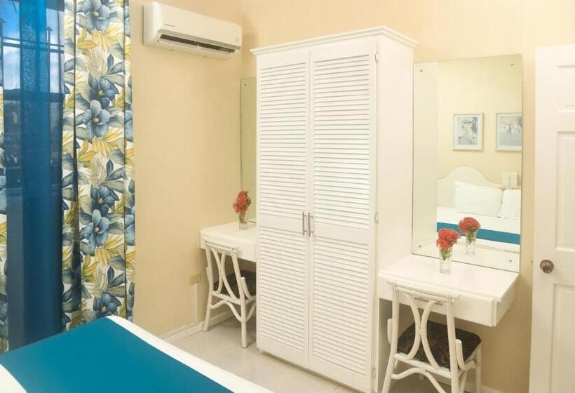 سوئیت 2 خوابه, Melbourne Inn