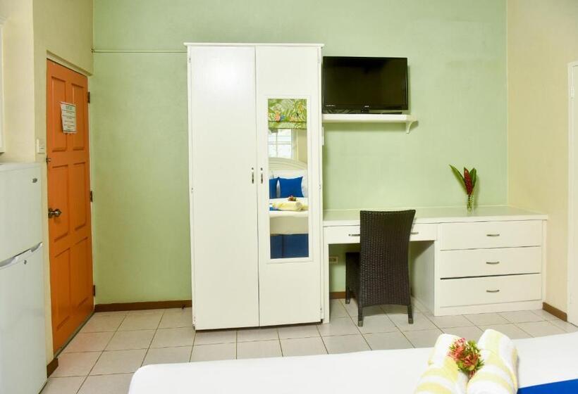 استودیو استاندارد با چشمانداز استخر, Melbourne Inn