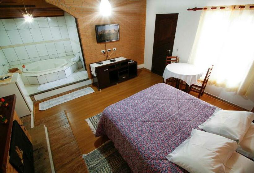 جناح مزود بجاكوزى, Pousada Sol Nascente