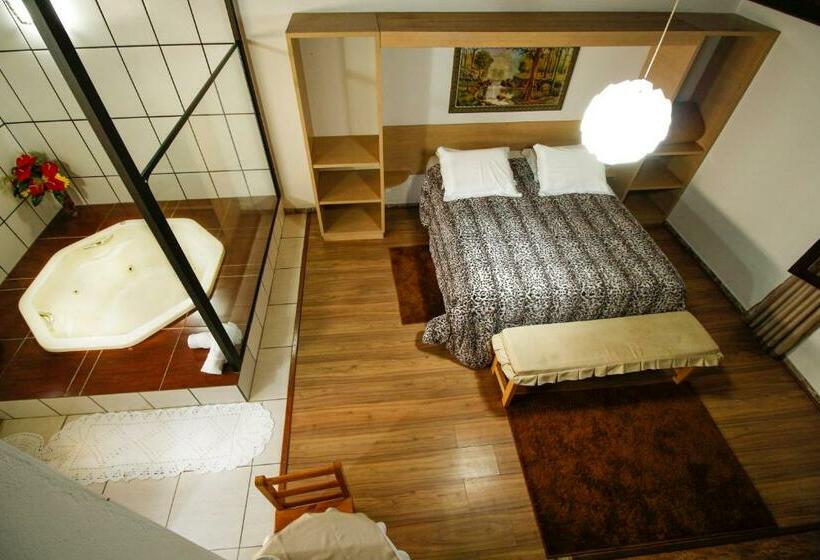 جناح مزود بجاكوزى, Pousada Sol Nascente