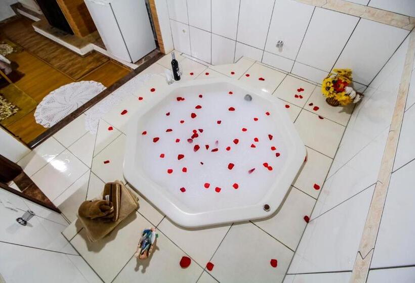 جناح مزود بجاكوزى, Pousada Sol Nascente