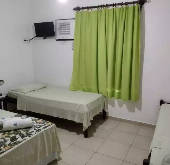 Standard Neljän Hengen Huone, Pousada Sonho Verde
