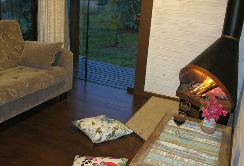 בקתת חדר, Pousada Watu Kerere