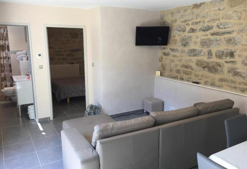 Студио Стандарт Вид на Сад, Hôtel & Spa Rodier