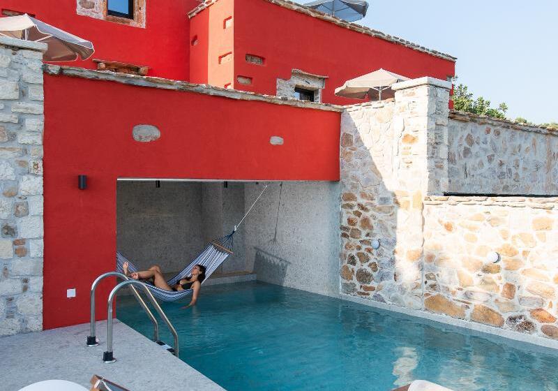 Люкс с Бассейном, Lameriana Secret Village