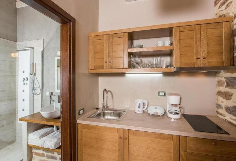 Студия Стандарт, Lameriana Secret Village