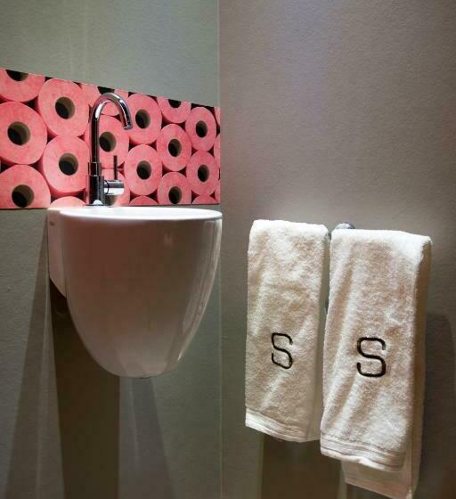 스탠다드 룸, Square