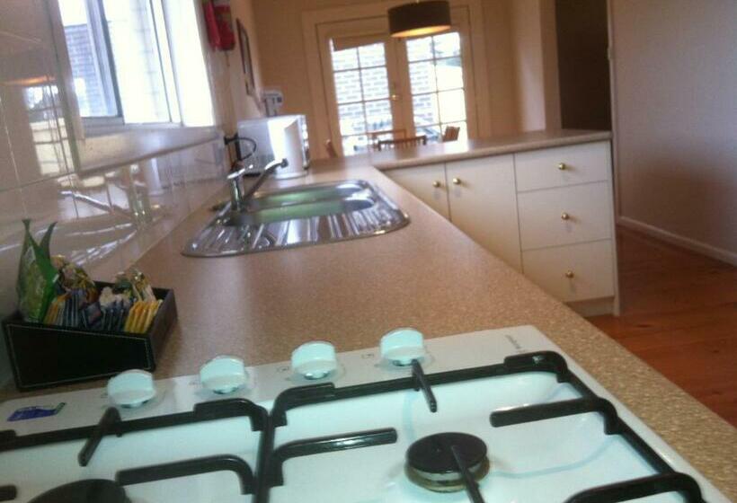 침실 3개 주택, Parkwood Motel & Apartments