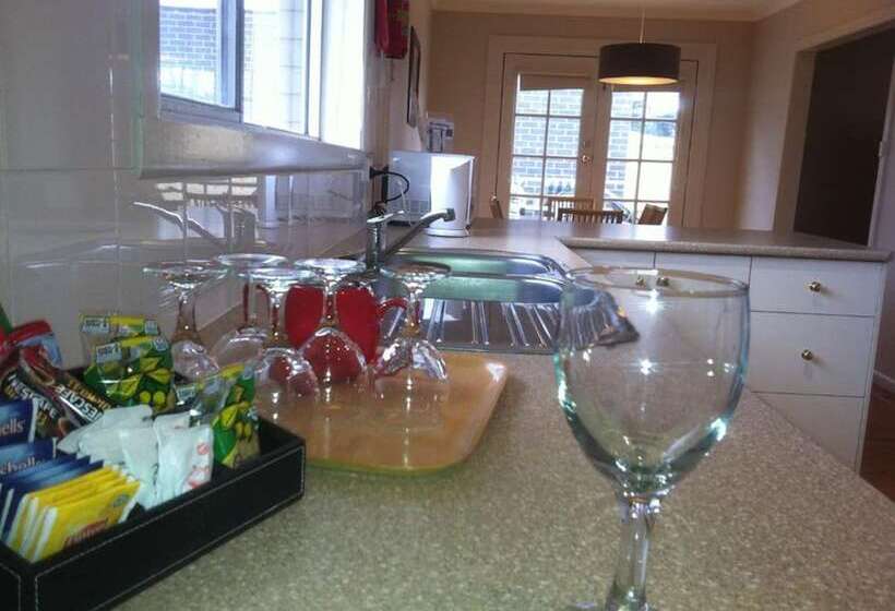 침실 3개 주택, Parkwood Motel & Apartments