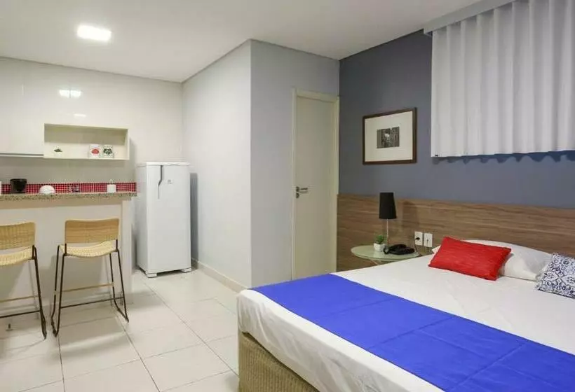 استودیوی استاندارد, Portofino Hotel Prime
