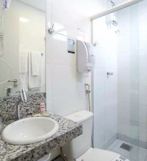 استودیوی استاندارد, Portofino Hotel Prime