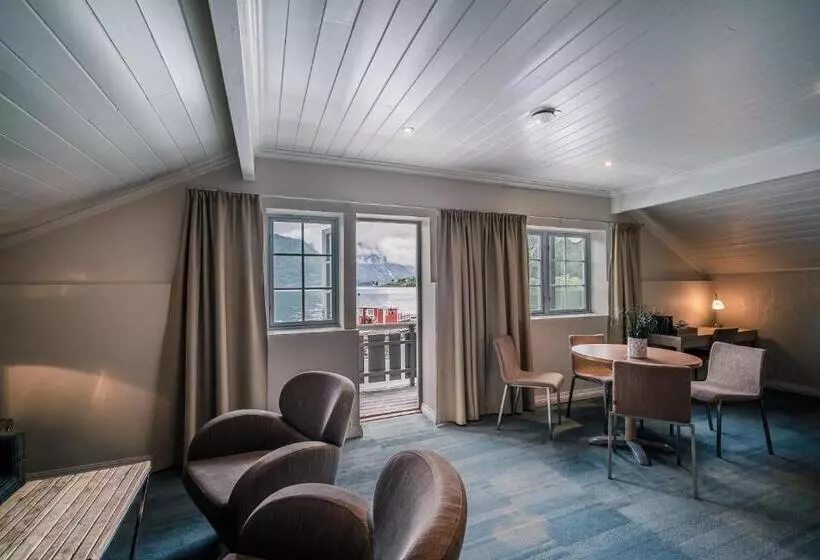 Deluxe Suite Sea View, Sagafjord Hotel   By Classic Norway Hotels