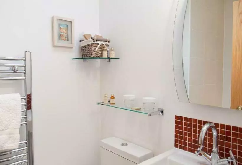 デラックスルーム, Belmont Bed And Breakfast