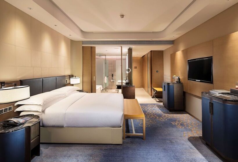 Номер Deluxe, Hilton Jinan South Hotel & Residences