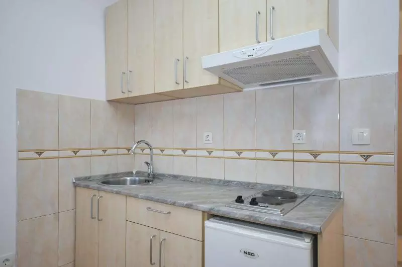 استودیوی استاندارد, D&d Apartments 3