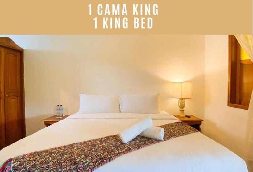 اتاق لوکس با تخت بزرگ, El Carmen Suites