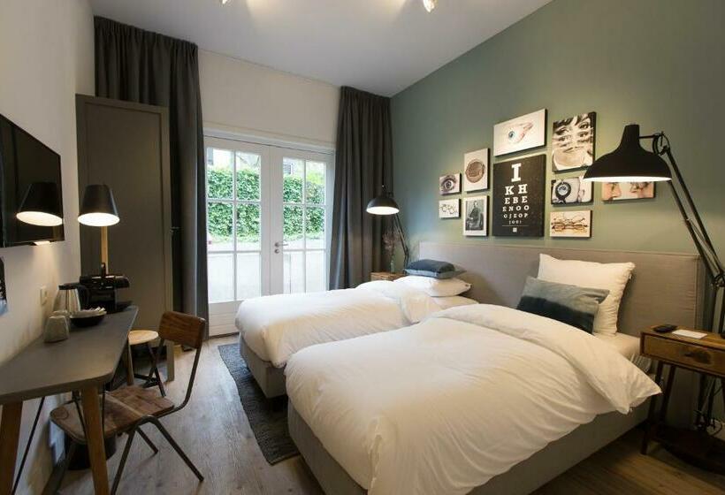 חדר סטנדרט, Eye