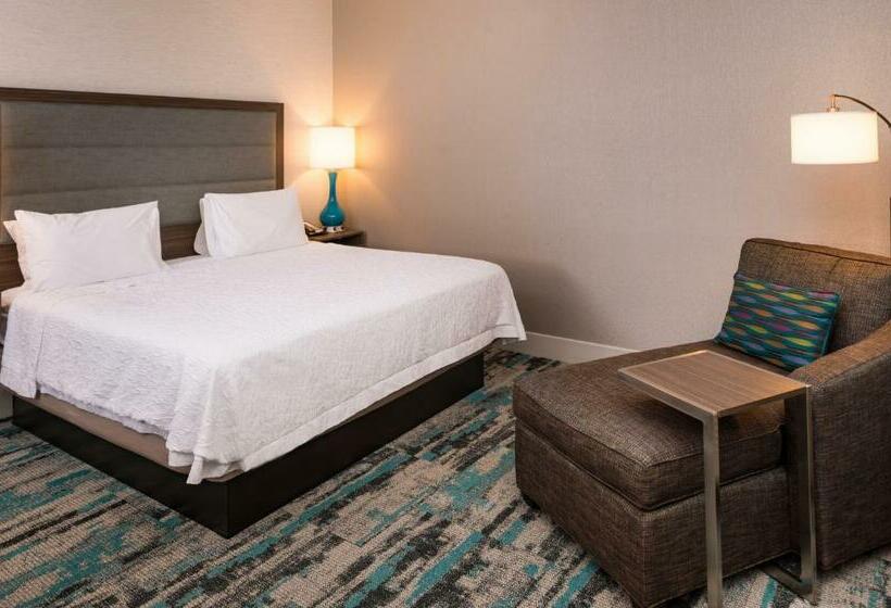 غرفة إدارية سرير كينج, Hampton Inn & Suites Olympia Lacey