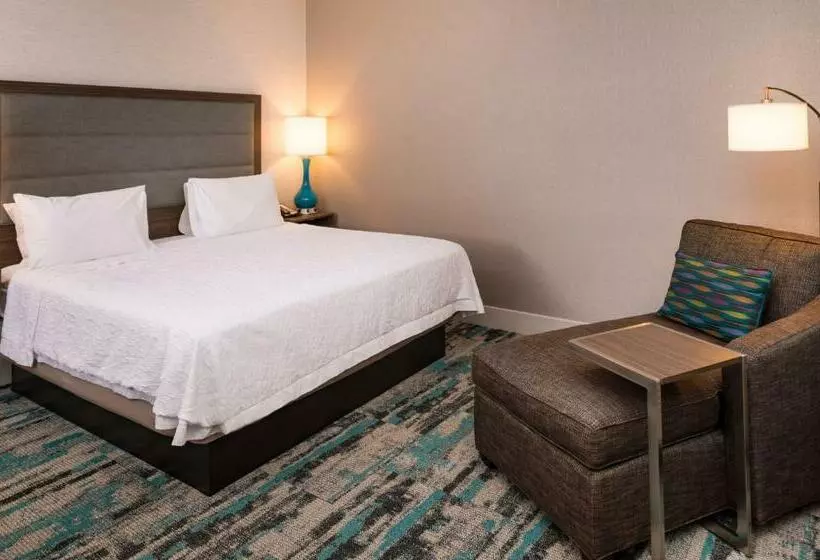 Executive-huone King-vuode, Hampton Inn & Suites Olympia Lacey
