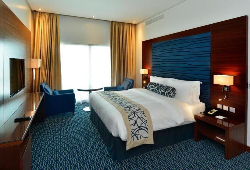 سوییت جونیور, Ramada By Wyndham Manama City Centre